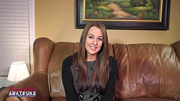 i squir on couch n suck big cock