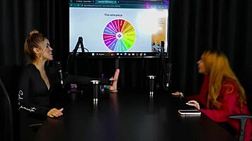 ruiva safada mostra como e o seu sexo oral e tem os peitos chupados - jhocy sheer red