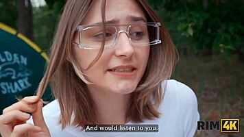 Mogli Si Scambiano e Lecchino Prima di Scopare Anale nel Bosco 😍