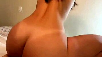 that gray beanie girl gives a great fuck in the dorm