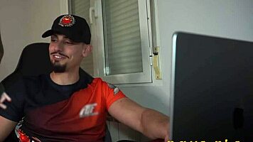 novia calienta a pareja teletrabajando melania dark payo pro