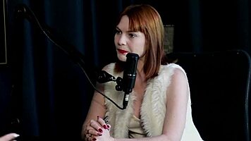 Sexologist DISCUSSES tantric sex differences and FINGER technique - Reh Queen Sheer Red