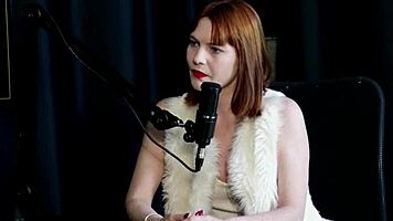 Sexologist DISCUSSES tantric sex differences and FINGER technique - Reh Queen Sheer Red