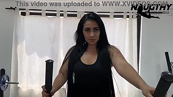 Girl masturbates with toys in gym while alone exercising