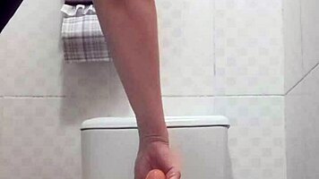 Big Ass Solo Girl Fucking A Big Dildo In A Big Pussy Until She Gets Orgasm And Squirts In The Bathroom