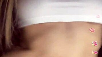 Watch this Russian teen dancing on Bigo?