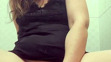 Big Ass Solo Girl Fucking A Big Dildo In A Big Pussy Until She Gets Orgasm And Squirts In The Bathroom