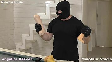 ANAL DESTRUCTION OF A ROBBER BY YOUNG BIMBO GIRL!