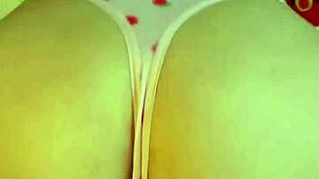 娇小亚洲18+少女震动阴蒂猛高潮