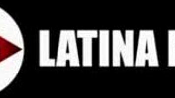 Look at these Latina twins sharing my huge cock!