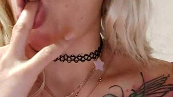 Alina Modelista Horney On The Morning Touching Herself And Big Squirt Evreywere