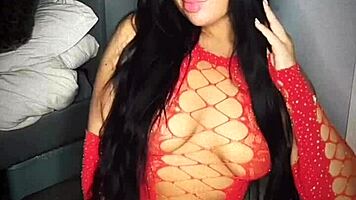 Horny british slut solos with toys 😈