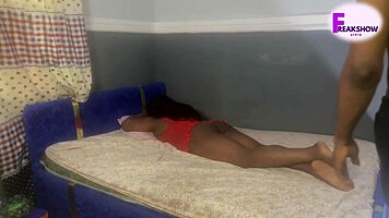 Freak missionary sex tape ends with squirting