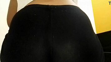 Indian hot bhabhi ne chut me fingering krke pani nikala hindi audio