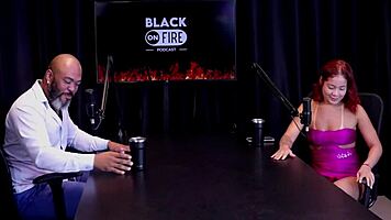 Ruiva Safada Shows Ass After Husband Suggests Liberal Entry, Loves Big Thick Cock! 🔥