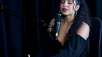 Safada faz dança sensual após falar não faz sexo anal gosta preliminares adora chupar transou trilha fetiches sweet karolzinha