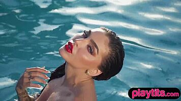 Big Ass Stunning Beauty Strips To Flaunt Naked Figure In The Pool