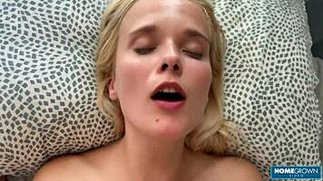 Hung Dude Eats Her Wife's Wet Pussy Before Pumping It Hard