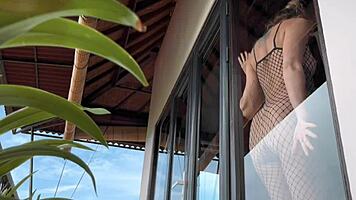 I Recorded A Hot Babe In Fishnets