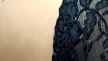 Haciéndome Una Rica Paja Y Llega Mi Marido A Comerse Mi Gran Culo