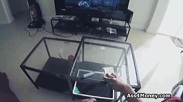 Pizza And Blowjob Delivery For Money!