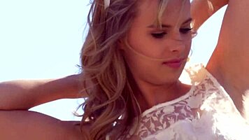 jillian janson is a natural beauty that loves to make herself cum in nature