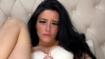 Slutty American Exchange Student Fingers Herself