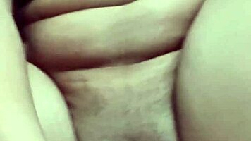 Mira como me vengo, papi, te gusta!