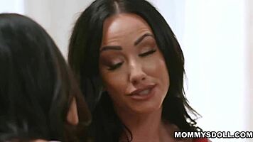 Stepmom Jennifer White Agrees to Energetic Sex Session with Gal Ritchie