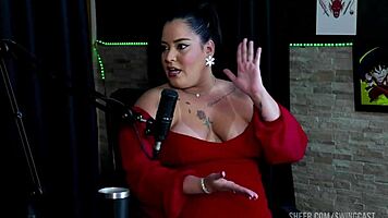 Compilados Da Pri Melancia No Swing Cast Com Tifany Rocha E Alice Vasconcelos - Parte 3 Watch On Sheer Red