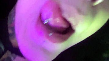 Lexi Fumando E Se Masturbando