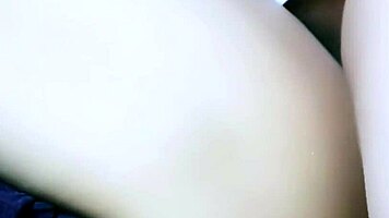 Thai girl invites senior for hotel fuck 😏