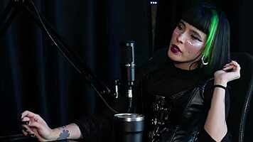 Blonde teen loses virginity in mother's bed after leaked video