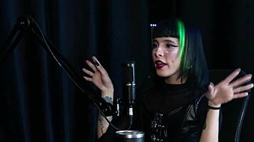 Blonde teen loses virginity in mother's bed after leaked video