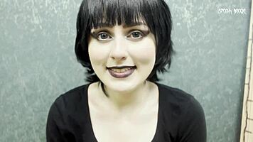 Goth Mavis Seduces You to Fuck