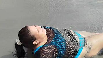 Latina beauty with big ass enjoys beach fun