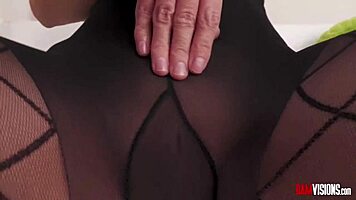 petite asian angelina moon sweet shaved pussy creampie