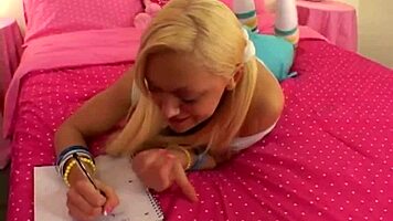 Lil lexy feels pleasure fingering solo