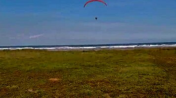 priscila belini putaria aérea pelada e se masturbando no paramotor