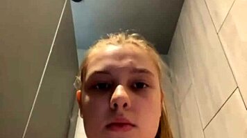 crazy teen squirting and getting fucked hard in the public gym