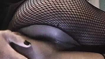 Ebony emo slut tavaius deshawn young chris brown biggest fan