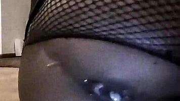 Ebony emo slut tavaius deshawn young chris brown biggest fan