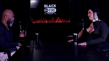 Começou Com Massoterapeuta Cobra Por Hora E Em Quem Ela Mama Senta Ou Passa - Pri Melancia Watch On Sheer Red