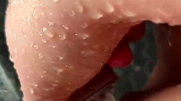 hot aesthetic girl masturbates in sunny shower, teen amateur from saudi arabia in los angeles usa