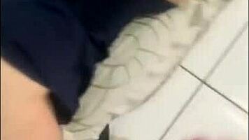 The Choice: Two Reais or a Mysterious Blowjob Leading to Facial