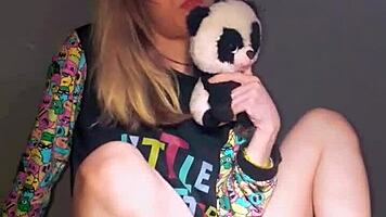 Bonneyuwu - 15 08 Pijama Masturbacion Dildo Y Peluche