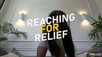 i helped the old guy relax and got my pussy licked as reward