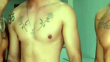 maloca sendo fudido por amante enquanto o marido assistia - free