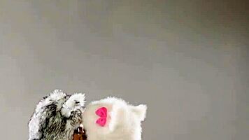 What do you think of these furry hat babes with lola foxx?