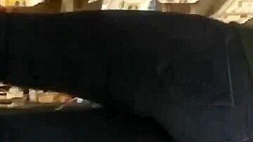 Candid booty shots captured